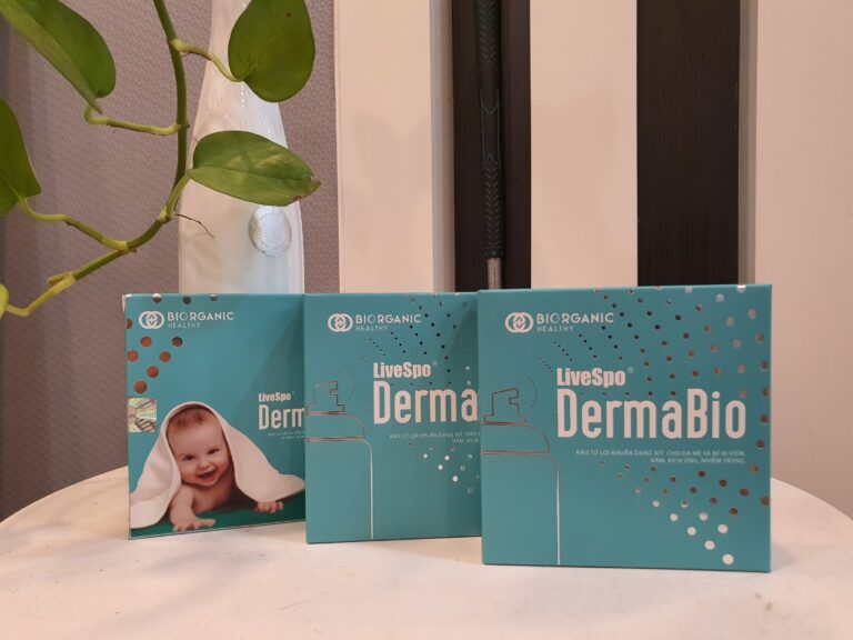 xịt lợi khuẩn dermabio giá bao nhiêu